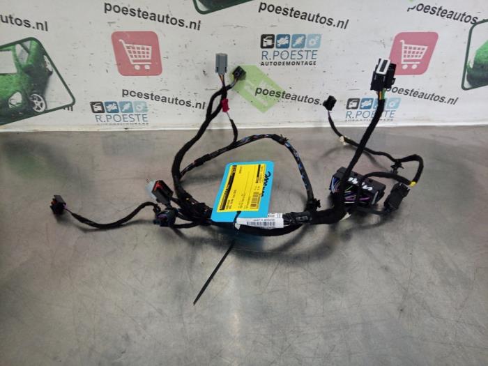 Gebrauchte Kabelbaum Opel Astra K 1.6 SIDI Eco Turbo 16V Preis € 75,00 Margenregelung angeboten von Autodemontagebedrijf R. Poeste B.V.