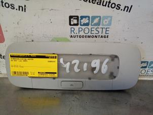 Gebrauchte Innenbeleuchtung hinten Volkswagen Golf V (1K1) 1.4 16V Preis € 15,00 Margenregelung angeboten von Autodemontagebedrijf R. Poeste B.V.