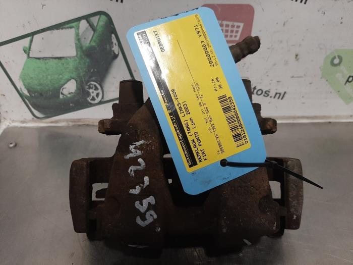 Gebrauchte Bremszange links vorne Fiat Punto II (188) 1.2 16V Preis € 30,00 Margenregelung angeboten von Autodemontagebedrijf R. Poeste B.V.