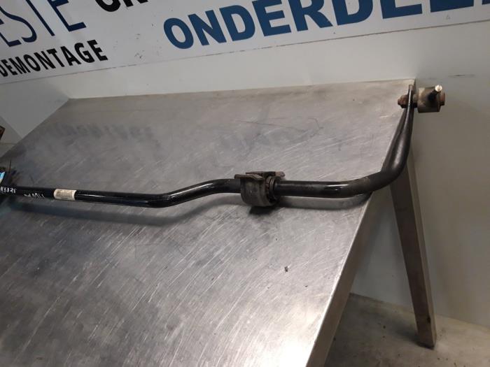 Rear anti-roll bar from a Volkswagen Tiguan (5N1/2) 1.4 TSI 16V 2015