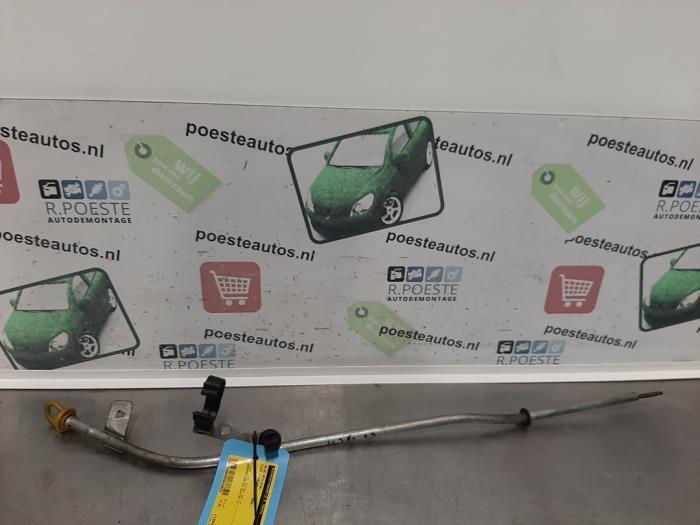 Gebrauchte Ölmessstab Fiat Fiorino (225) 1.3 JTD 16V Multijet Preis € 12,00 Margenregelung angeboten von Autodemontagebedrijf R. Poeste B.V.
