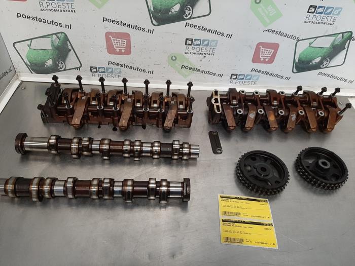 Gebrauchte Nockenwelle Set Mercedes ML I (163) 320 3.2 V6 18V Aut.Kat. Preis € 200,00 Margenregelung angeboten von Autodemontagebedrijf R. Poeste B.V.