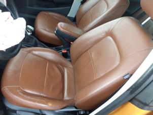 Używane Fotel lewy Seat Ibiza ST (6J8) 1.2 TDI Ecomotive Cena € 125,00 Procedura marży oferowane przez Autodemontagebedrijf R. Poeste B.V.