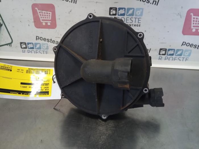 Używane Pompa EGR Seat Ibiza II (6K1) 1.8 Turbo 20V Cupra Cena € 50,00 Procedura marży oferowane przez Autodemontagebedrijf R. Poeste B.V.