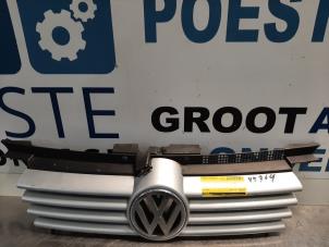 Usagé Calandre Volkswagen Bora (1J2) 2.0 Prix € 20,00 Règlement à la marge proposé par Autodemontagebedrijf R. Poeste B.V.