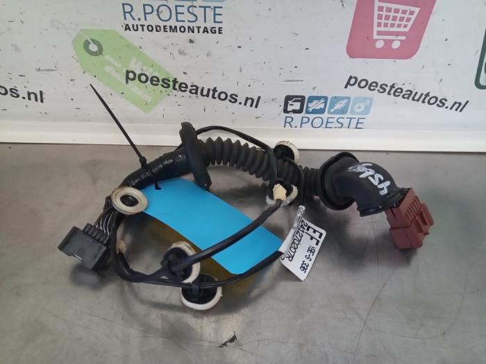 Begagnade Kablage Smart Forfour (453) 1.0 12V Pris € 30,00 Marginaltabell erbjuds av Autodemontagebedrijf R. Poeste B.V.