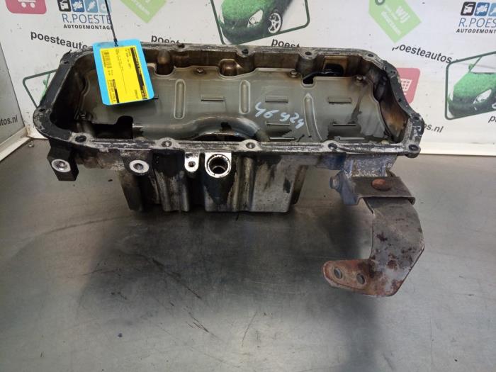 Gebrauchte Ölwanne Fiat Croma (194) 1.9 D Multijet Preis € 50,00 Margenregelung angeboten von Autodemontagebedrijf R. Poeste B.V.
