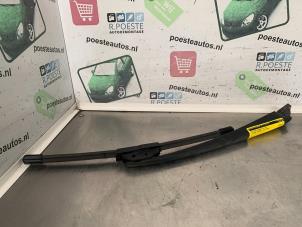 Used Rear wiper arm Citroen Xsara Picasso (CH) 1.8 16V Price € 20,00 Margin scheme offered by Autodemontagebedrijf R. Poeste B.V.