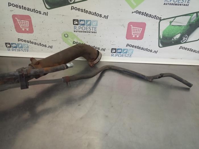 Fuel tank filler pipe Toyota Yaris II 1.33 16V Dual VVTI