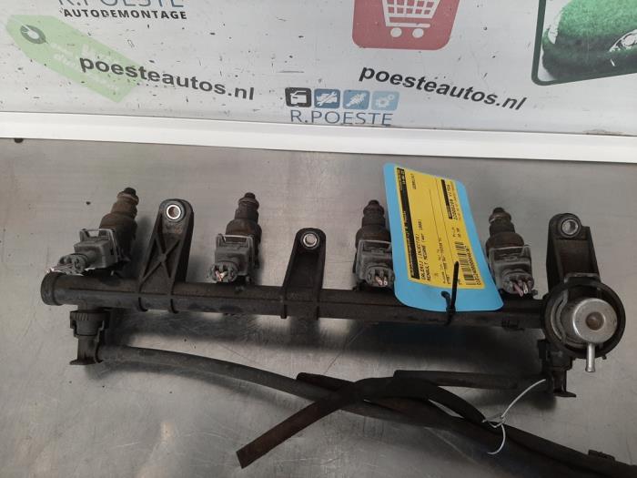 Usagé Système d'injection Renault Megane Scénic (JA) 1.6 RT Prix € 30,00 Règlement à la marge proposé par Autodemontagebedrijf R. Poeste B.V.