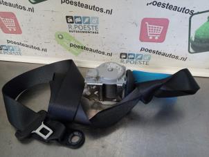 Used Rear seatbelt, left Peugeot 108 1.0 12V VVT-i Price € 30,00 Margin scheme offered by Autodemontagebedrijf R. Poeste B.V.