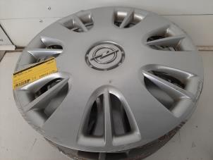 Used Wheel cover set Opel Meriva 1.4 16V Twinport Price € 20,00 Margin scheme offered by Autodemontagebedrijf R. Poeste B.V.