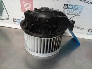 Usados Motor de ventilador de calefactor Skoda Citigo 1.0 12V Precio € 30,00 Norma de margen ofrecido por Autodemontagebedrijf R. Poeste B.V.