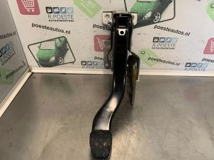 Used Brake pedal Skoda Citigo 1.0 12V Price € 25,00 Margin scheme offered by Autodemontagebedrijf R. Poeste B.V.