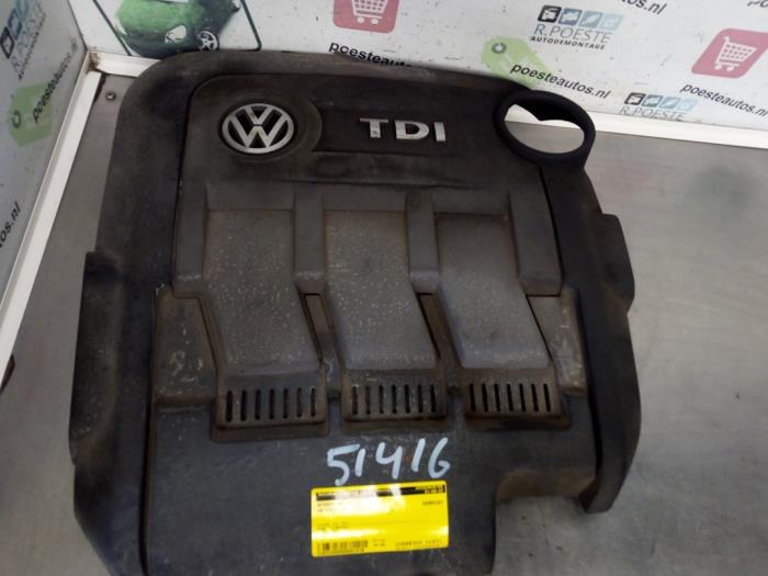Couverture moteur d'un Volkswagen Polo V (6R) 1.2 TDI 12V BlueMotion 2010