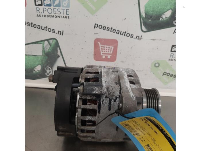 Begagnade Dynamo Opel Zafira (M75) 1.9 CDTI 16V Pris € 30,00 Marginaltabell erbjuds av Autodemontagebedrijf R. Poeste B.V.