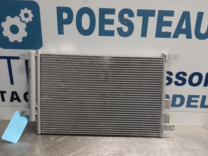 Usagé Condenseur de climatisation Alfa Romeo GT (937) 2.0 JTS 16V Prix € 35,00 Règlement à la marge proposé par Autodemontagebedrijf R. Poeste B.V.
