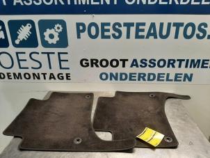 Used Set of mats Porsche Cayenne (9PA) 4.5 S V8 32V Price € 22,00 Margin scheme offered by Autodemontagebedrijf R. Poeste