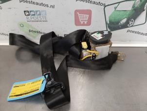 Used Rear seatbelt, right Porsche Cayenne (9PA) 4.5 S V8 32V Price € 75,00 Margin scheme offered by Autodemontagebedrijf R. Poeste B.V.