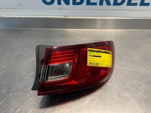Used Taillight, right Renault Clio IV (5R) 0.9 Energy TCE 90 12V Price € 50,00 Margin scheme offered by Autodemontagebedrijf R. Poeste B.V.