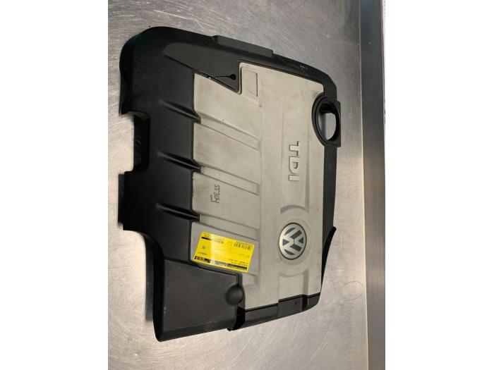 Used Engine cover Volkswagen Passat Variant (3C5) 2.0 TDI 16V 170 4Motion Price € 20,00 Margin scheme offered by Autodemontagebedrijf R. Poeste B.V.