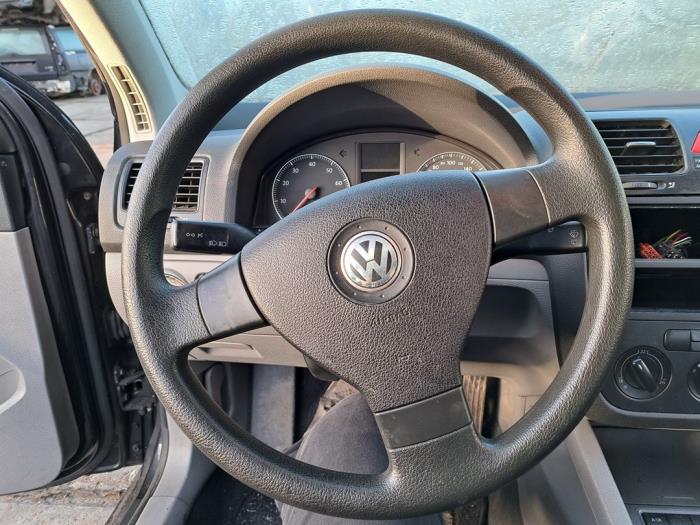 Steering wheel from a Volkswagen Golf V (1K1) 1.6 FSI 16V 2006