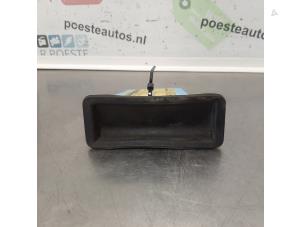 Gebrauchte Schalter Heckklappe Skoda Fabia (6Y5) 1.4i Preis € 20,00 Margenregelung angeboten von Autodemontagebedrijf R. Poeste B.V.