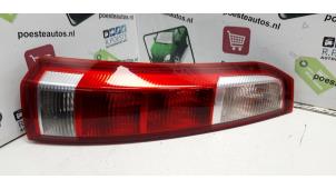 Używane Tylne swiatlo pozycyjne lewe Opel Meriva 1.6 16V Cena € 20,00 Procedura marży oferowane przez Autodemontagebedrijf R. Poeste B.V.