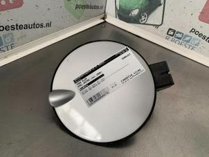 Używane Pokrywa wlewu paliwa Opel Astra G (F08/48) 1.6 Cena € 20,00 Procedura marży oferowane przez Autodemontagebedrijf R. Poeste B.V.