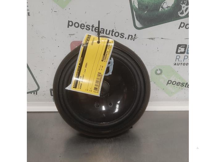 Używane Glosnik Honda Insight (ZE2) 1.3 16V VTEC Cena € 15,00 Procedura marży oferowane przez Autodemontagebedrijf R. Poeste B.V.