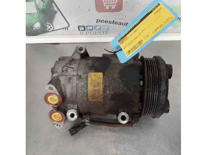 Usagé Pompe clim Ford Focus 2 Wagon 1.6 TDCi 16V 110 Prix € 42,00 Règlement à la marge proposé par Autodemontagebedrijf R. Poeste B.V.