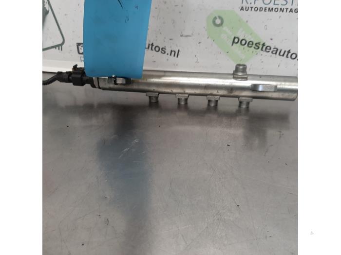Usagé Système d'injection Alfa Romeo GT (937) 1.9 JTD 16V Multijet Prix € 60,00 Règlement à la marge proposé par Autodemontagebedrijf R. Poeste B.V.