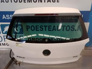 Usagé Hayon Volkswagen Polo V (6R) 1.6 TDI 16V 90 Prix € 100,00 Règlement à la marge proposé par Autodemontagebedrijf R. Poeste B.V.