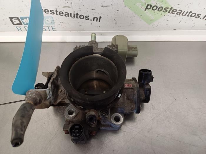 Usagé Boîtier accélérateur Honda Civic (EJ/EK) 1.4iS 16V Prix € 40,00 Règlement à la marge proposé par Autodemontagebedrijf R. Poeste B.V.
