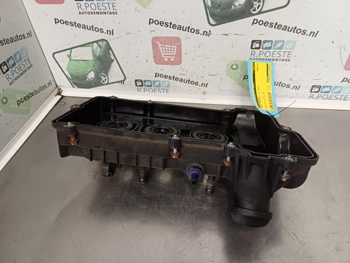 Gebrauchte Ventildeckel Smart Forfour (454) 1.0 12V Preis € 40,00 Margenregelung angeboten von Autodemontagebedrijf R. Poeste B.V.