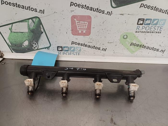 Usagé Système d'injection Volkswagen Golf V (1K1) 1.4 16V Prix € 30,00 Règlement à la marge proposé par Autodemontagebedrijf R. Poeste B.V.