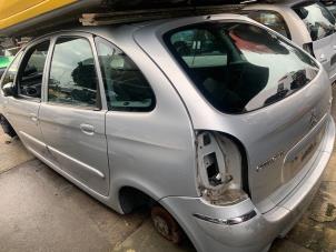 Used Rear door 4-door, left Citroen Xsara Picasso (CH) 2.0 16V Price € 60,00 Margin scheme offered by Autodemontagebedrijf R. Poeste B.V.