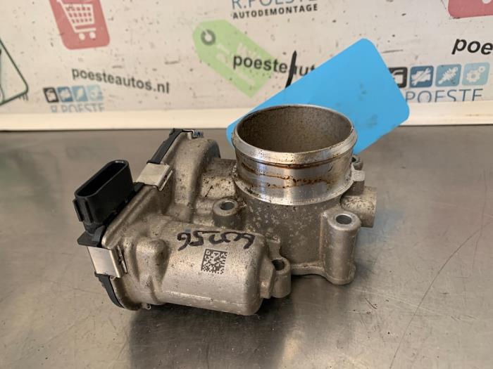 Gebrauchte Drosselklappengehäuse Hyundai i10 1.0 12V Preis € 70,00 Margenregelung angeboten von Autodemontagebedrijf R. Poeste B.V.
