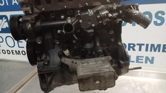 Traffic 3 R9m Engine Renault Trafic 1.6 dCi 95 - R9MH4