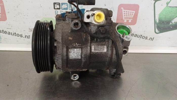 Usagé Pompe clim Seat Ibiza III (6L1) 1.2 12V Prix € 40,00 Règlement à la marge proposé par Autodemontagebedrijf R. Poeste B.V.