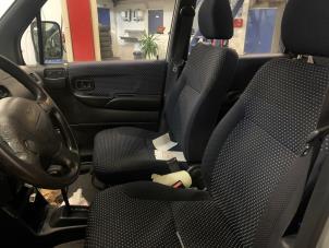 Used Seat, right Daihatsu Move (L9) 1.0 12V Price € 75,00 Margin scheme offered by Autodemontagebedrijf R. Poeste B.V.