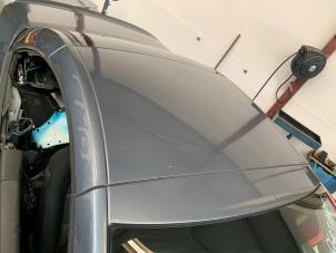 Używane Twardy dach cabrio Peugeot 307 CC (3B) 2.0 16V Cena € 500,00 Procedura marży oferowane przez Autodemontagebedrijf R. Poeste B.V.