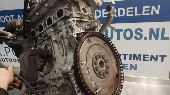 Engine from a Volvo S80 (TR/TS) 2.4 SE 20V 170 2000
