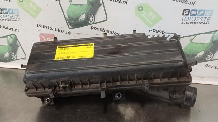 Begagnade Luftfilterhus Kia Rio (DC22/24) 1.3 Pris € 20,00 Marginaltabell erbjuds av Autodemontagebedrijf R. Poeste B.V.