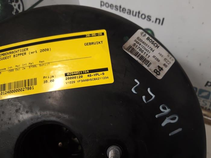 Usagé Servo frein Peugeot Bipper (AA) 1.4 HDi Prix € 35,00 Règlement à la marge proposé par Autodemontagebedrijf R. Poeste B.V.