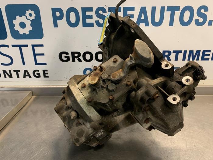 Gebrauchte Getriebe Dodge Ram Van 2.4 16V Preis € 225,00 Margenregelung angeboten von Autodemontagebedrijf R. Poeste B.V.