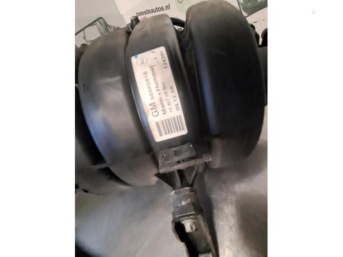 Intake manifold Chevrolet Cruze 1.8 16V VVT 55565816 F18D4