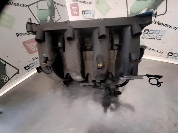 Intake manifold Chevrolet Cruze 1.8 16V VVT 55565816 F18D4