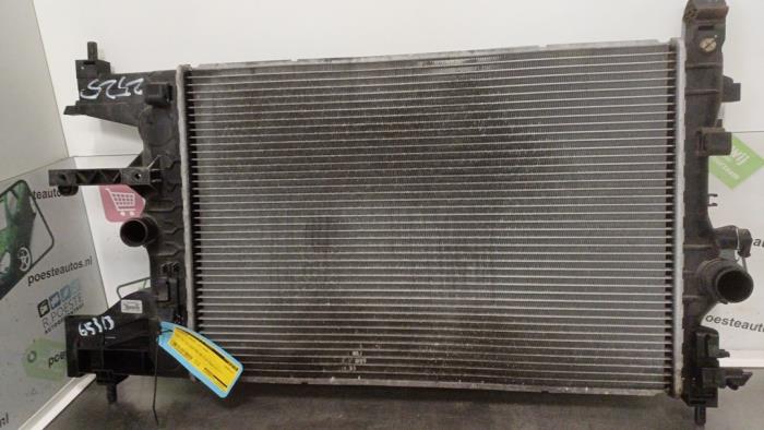 Usagé Radiateur Chevrolet Cruze (300) 1.8 16V VVT Prix € 30,00 Règlement à la marge proposé par Autodemontagebedrijf R. Poeste B.V.