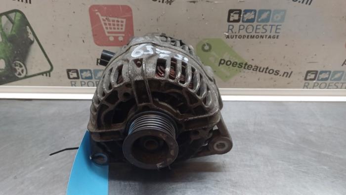 Begagnade Dynamo Ford Focus 1 Wagon 2.0 16V Pris € 30,00 Marginaltabell erbjuds av Autodemontagebedrijf R. Poeste B.V.